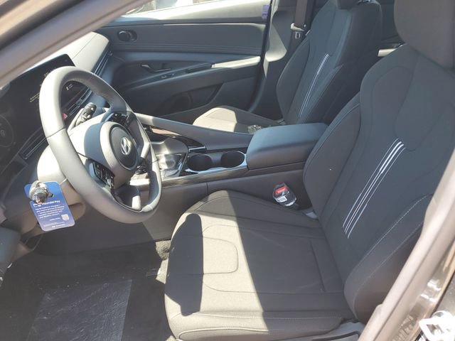 New 2026 Hyundai Elantra Sport FWD image 16