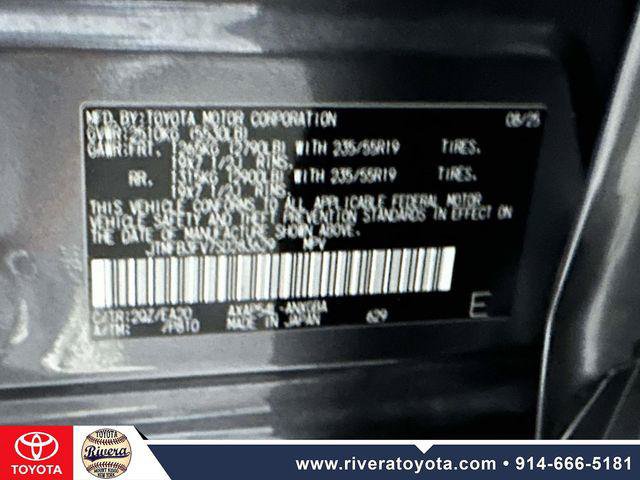 Certified 2025 Toyota RAV4 XSE w/ Premium Package AWD/4WD image 34