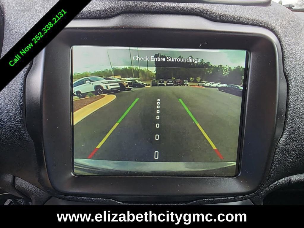 Used 2021 Jeep Renegade Latitude w/ Convenience Group AWD/4WD image 19