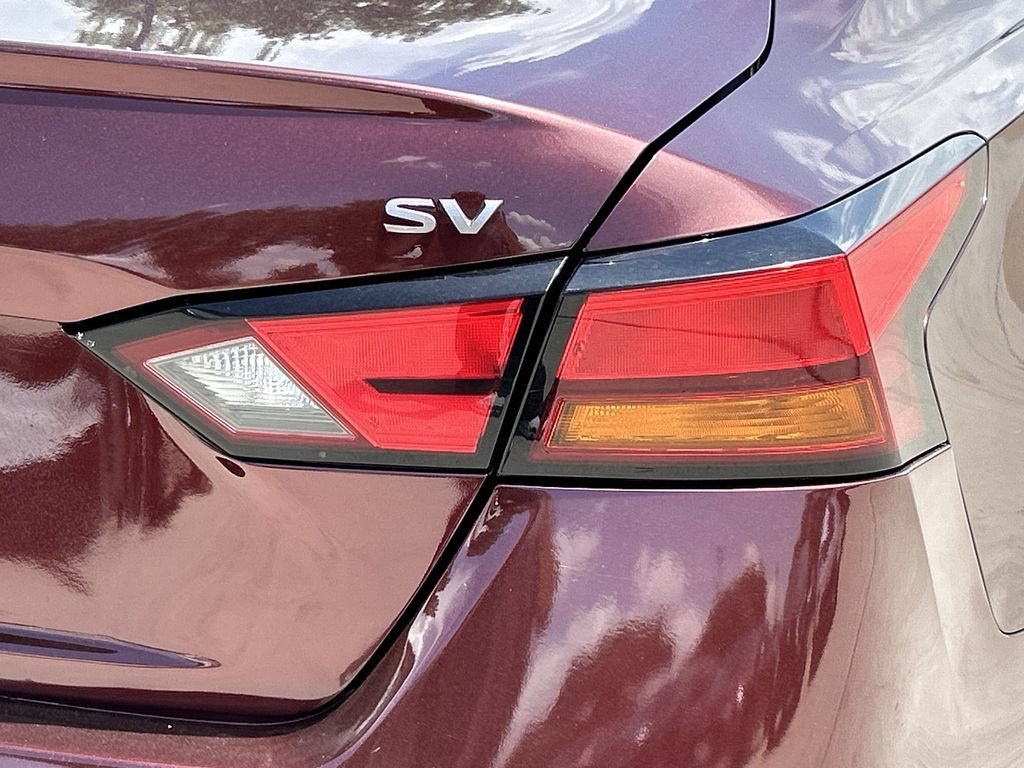 Used 2023 Nissan Altima 2.5 SV FWD image 8