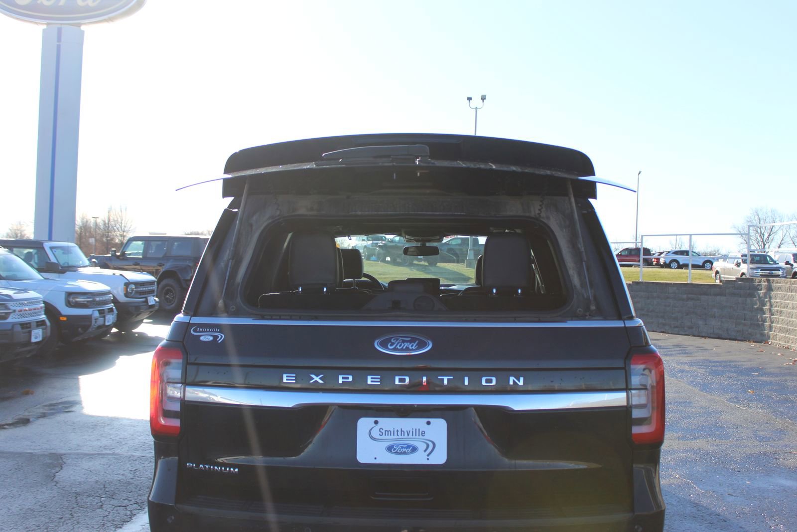 Used 2023 Ford Expedition Platinum image 20