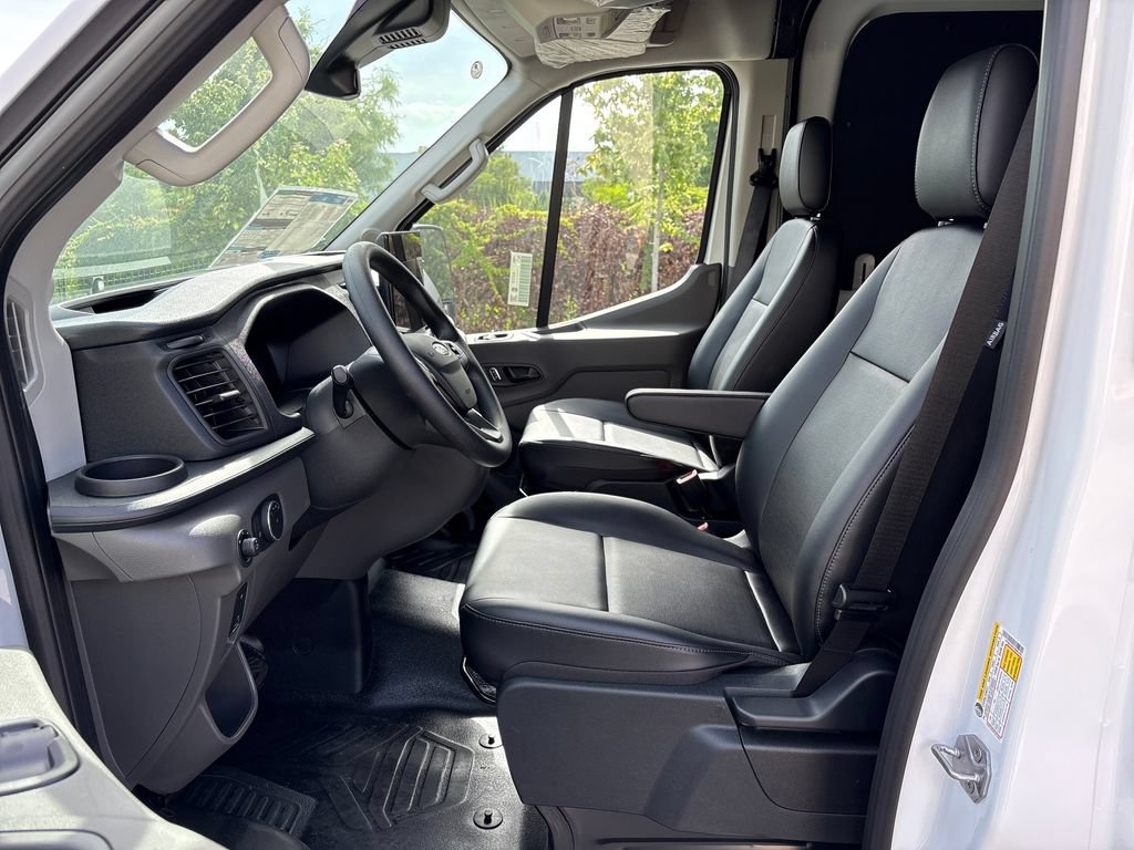 New 2026 Ford Transit 250 148 High Roof Extended w/ Load Area Protection Package RWD image 25