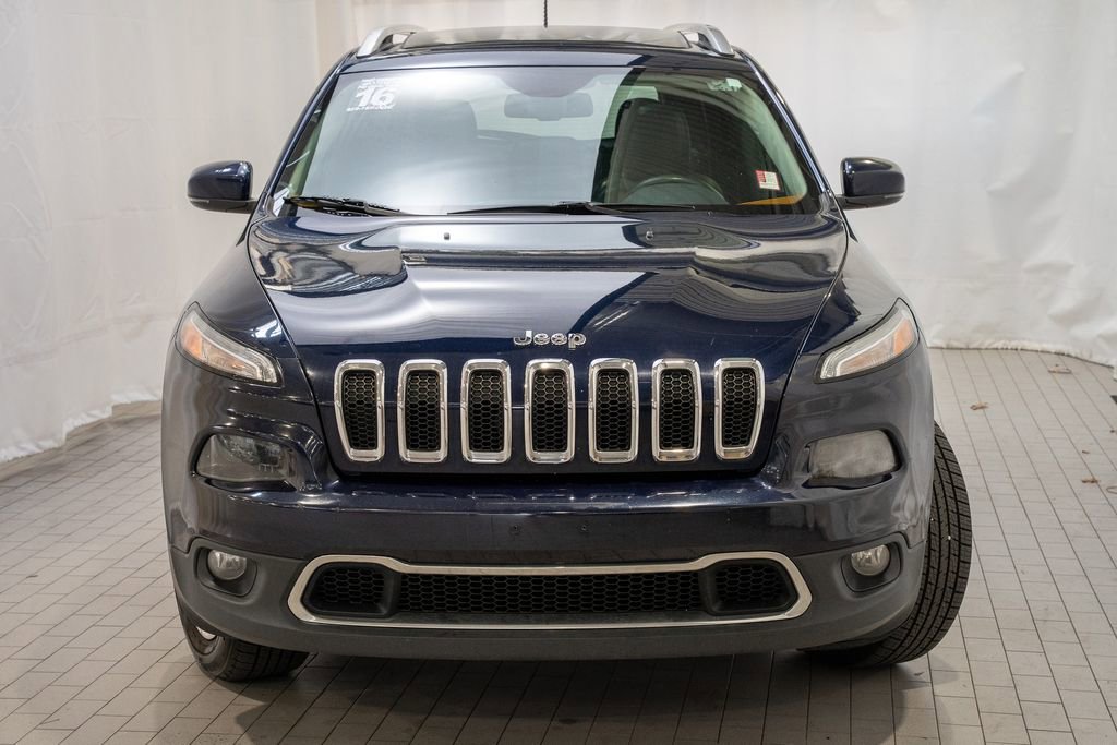 Used 2016 Jeep Cherokee Limited image 3
