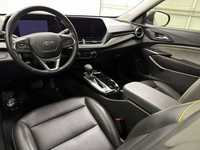 Used 2024 Chevrolet Trax ACTIV FWD image 17
