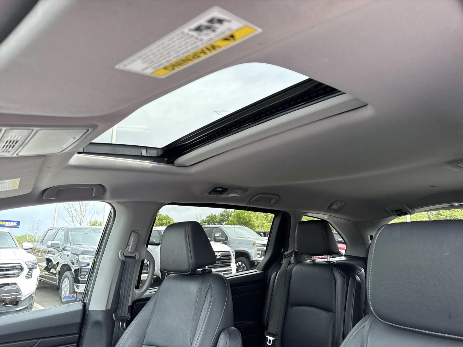 Used 2024 Honda Odyssey EX-L image 9