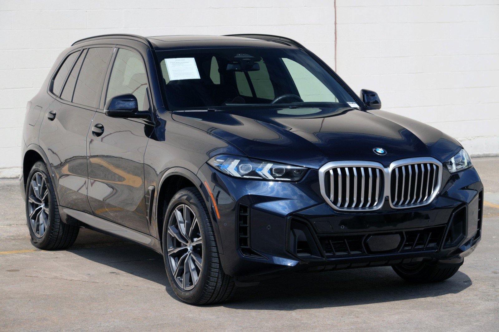 Used 2024 BMW X5 sDrive40i w/ M Sport Package RWD image 60
