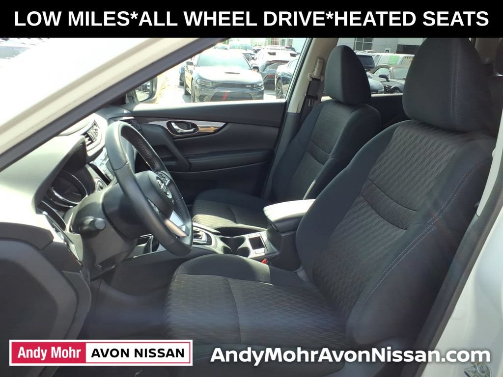 Used 2018 Nissan Rogue SV AWD/4WD image 15