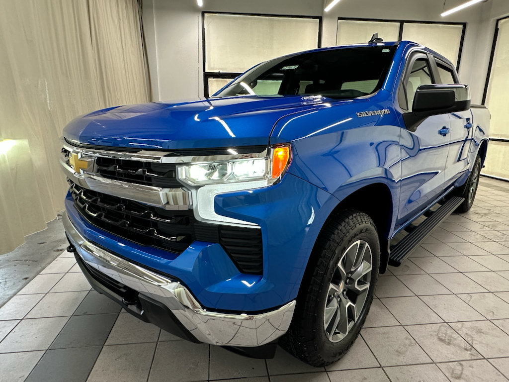 Used 2026 Chevrolet Silverado 1500 LT AWD/4WD image 12