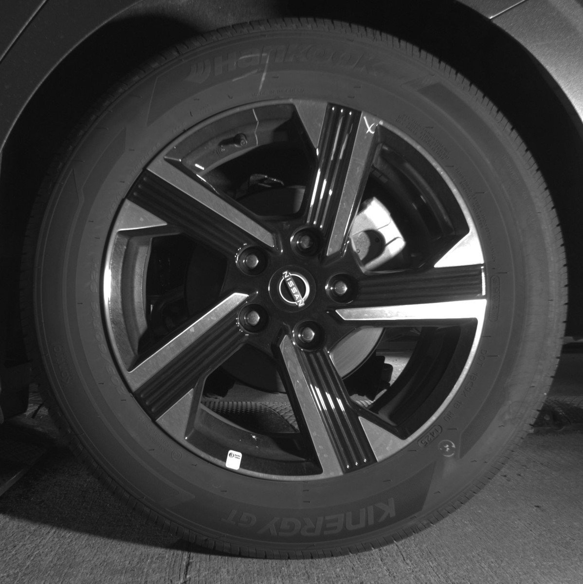 Used 2025 Nissan Sentra SV image 14