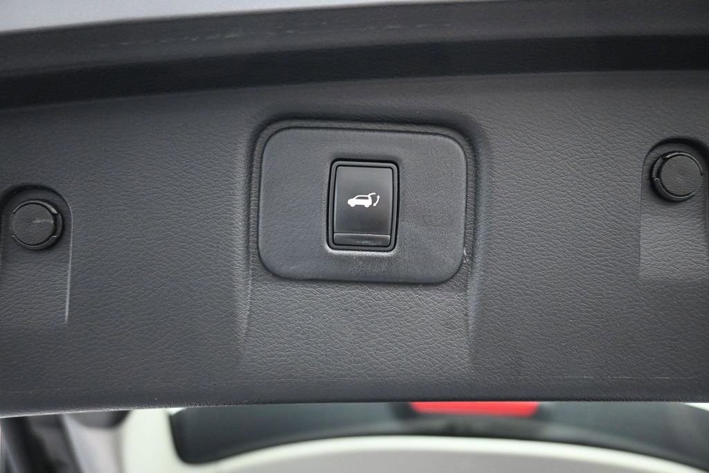 Used 2015 Nissan Murano Platinum w/ Platinum Technology Package AWD/4WD image 23