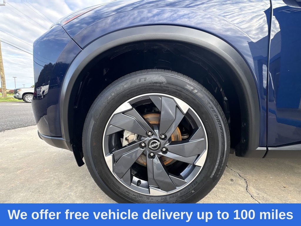 Used 2025 Nissan Rogue SV FWD image 31