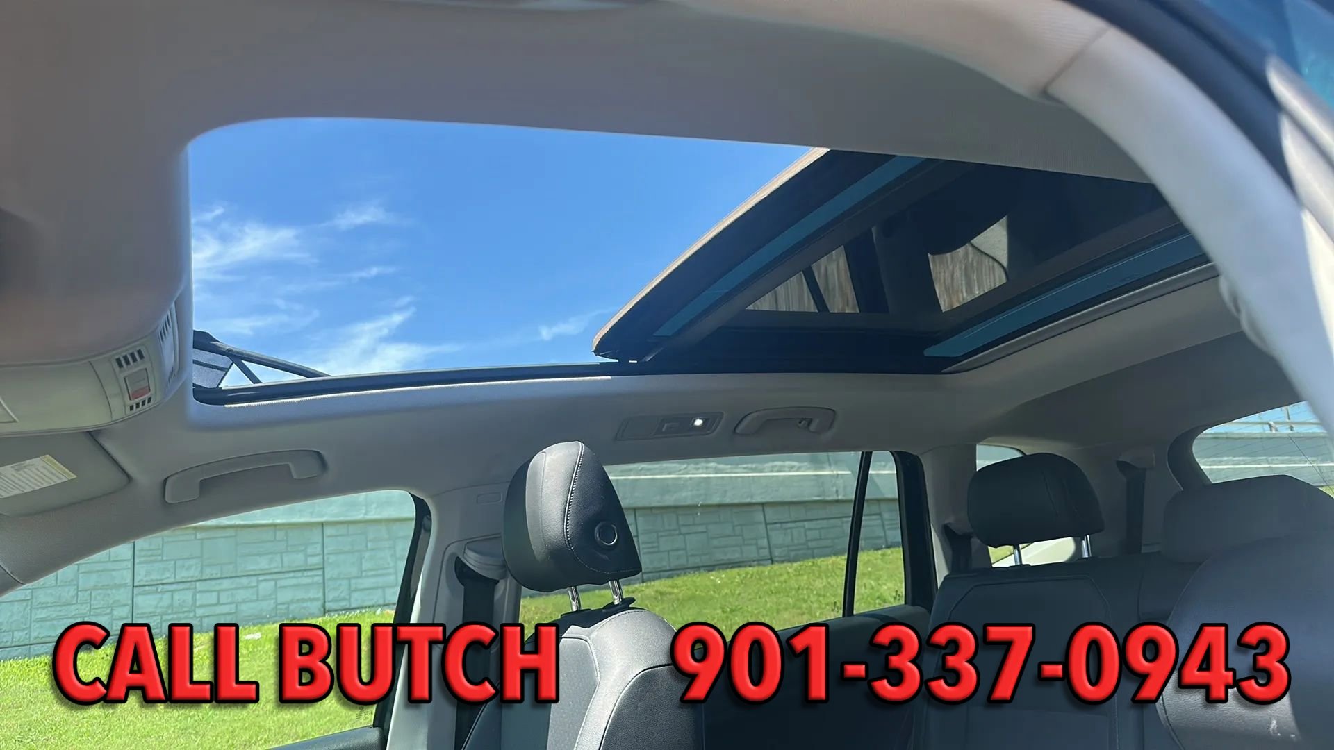 Used 2018 Volkswagen Tiguan SEL FWD image 16