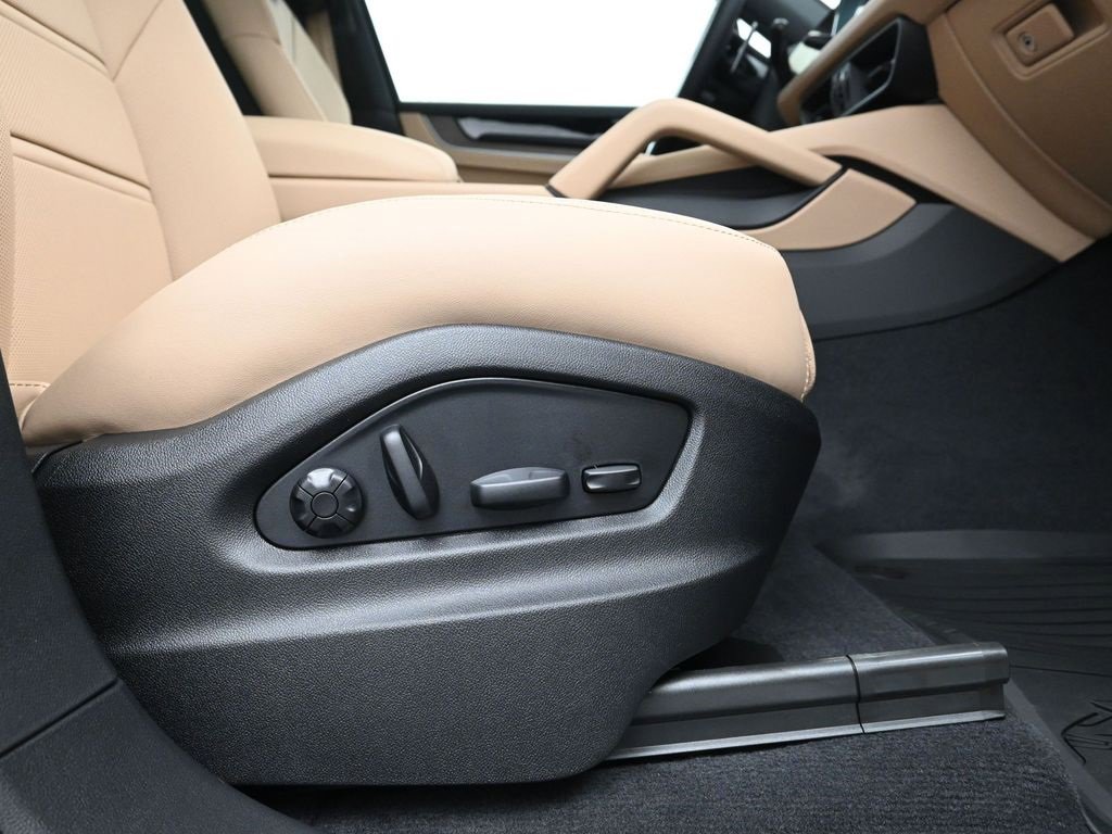 New 2026 Porsche Cayenne E-Hybrid image 15