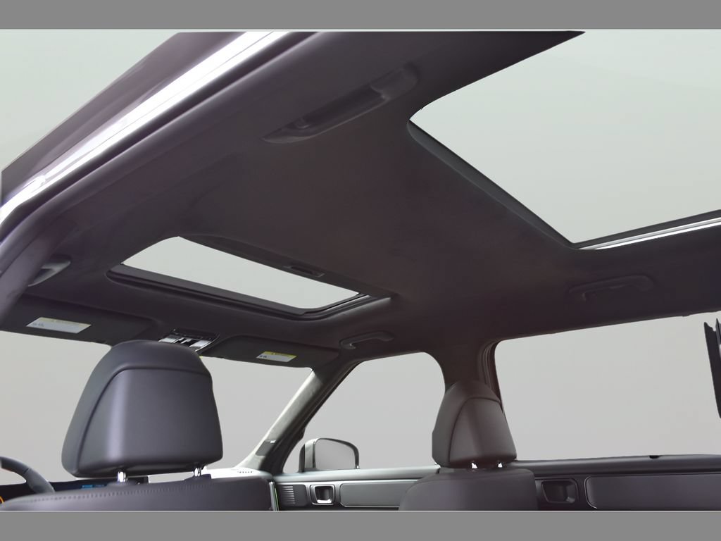 New 2026 Hyundai Santa Fe Calligraphy FWD image 13