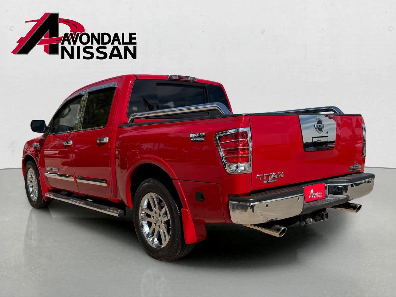 Used 2011 Nissan Titan SL w/ Heavy Metal Edition Pkg RWD image 4