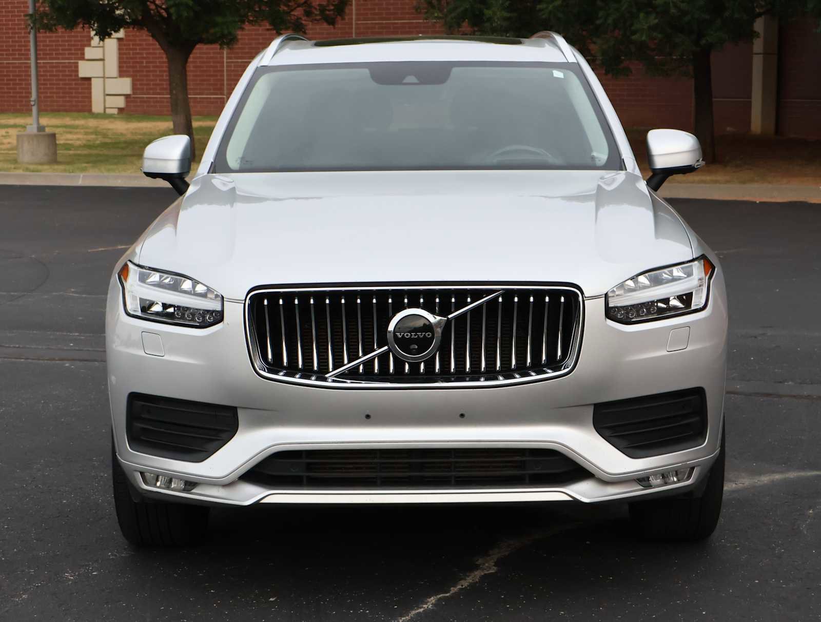 Used 2020 Volvo XC90 T6 Momentum image 32