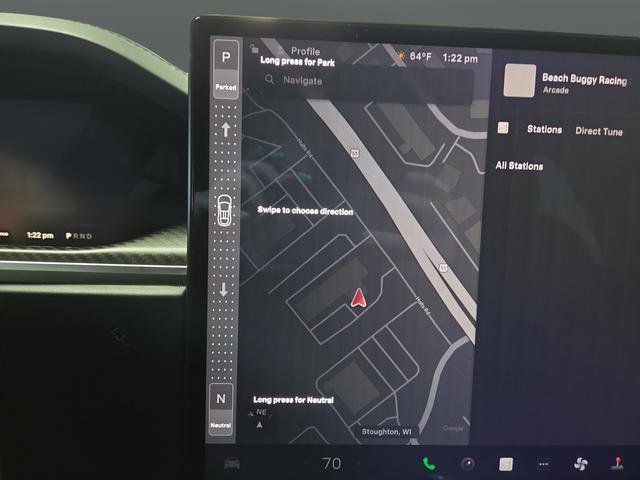 Used 2023 Tesla Model X Plaid image 21