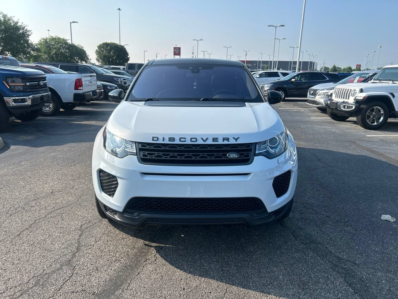 Used 2019 Land Rover Discovery Sport AWD/4WD image 9