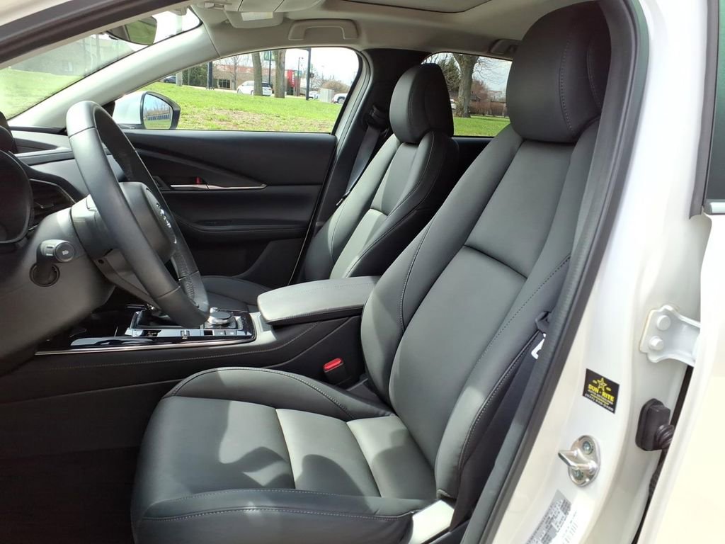 Certified 2025 MAZDA CX-30 AWD 2.5 S w/ Preferred Package image 12