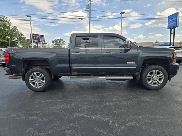Used 2019 Chevrolet Silverado 2500 High Country w/ Duramax Plus Package AWD/4WD image 4