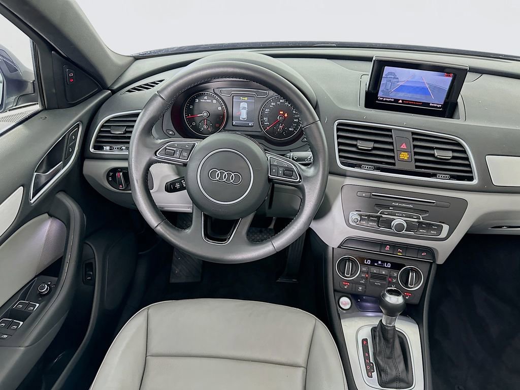 Used 2018 Audi Q3 2.0T Premium Plus w/ Premium Plus Package image 22