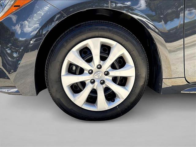 Used 2025 Toyota Corolla LE w/ Convenience Package FWD image 10