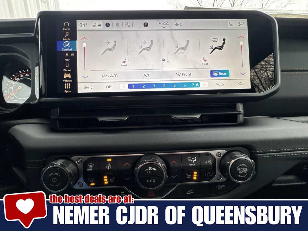New 2026 Jeep Gladiator Sport AWD/4WD image 19