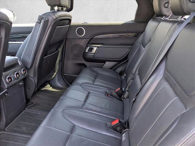 Used 2018 Land Rover Discovery HSE AWD/4WD image 19