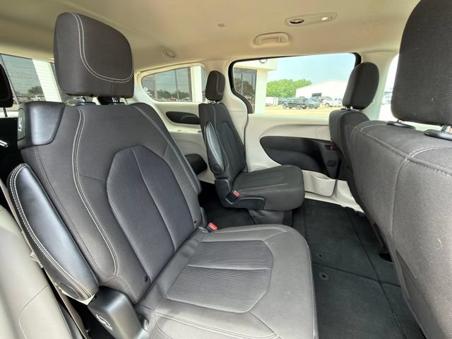 Used 2024 Chrysler Voyager LX FWD image 26