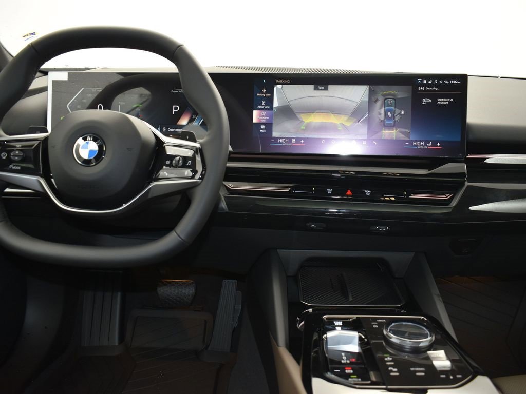 New 2026 BMW 530i w/ Premium Package image 29