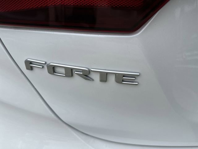 Used 2024 Kia Forte LXS FWD image 12