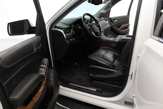 Used 2019 Chevrolet Tahoe Premier AWD/4WD image 16