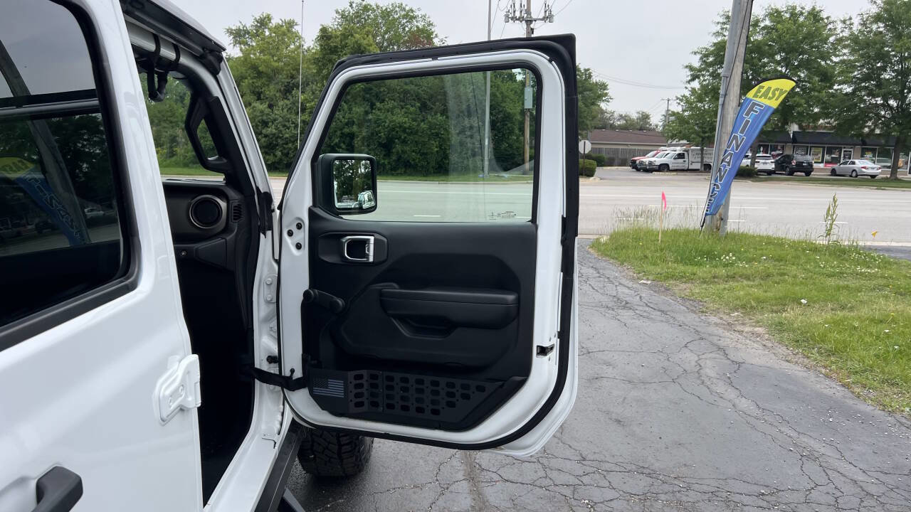 Used 2018 Jeep Wrangler Unlimited Sport image 31