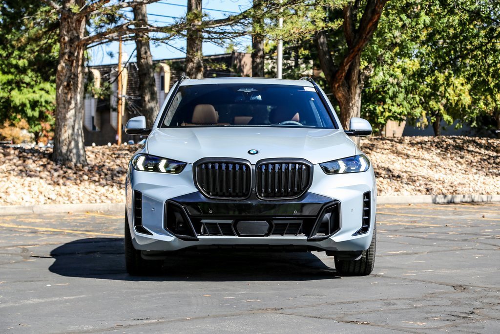 New 2026 BMW X5 xDrive40i w/ Executive Package image 8