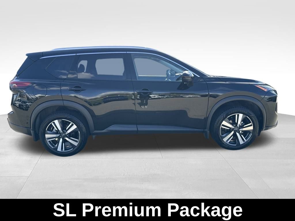 Certified 2024 Nissan Rogue SL w/ SL Premium Package image 7