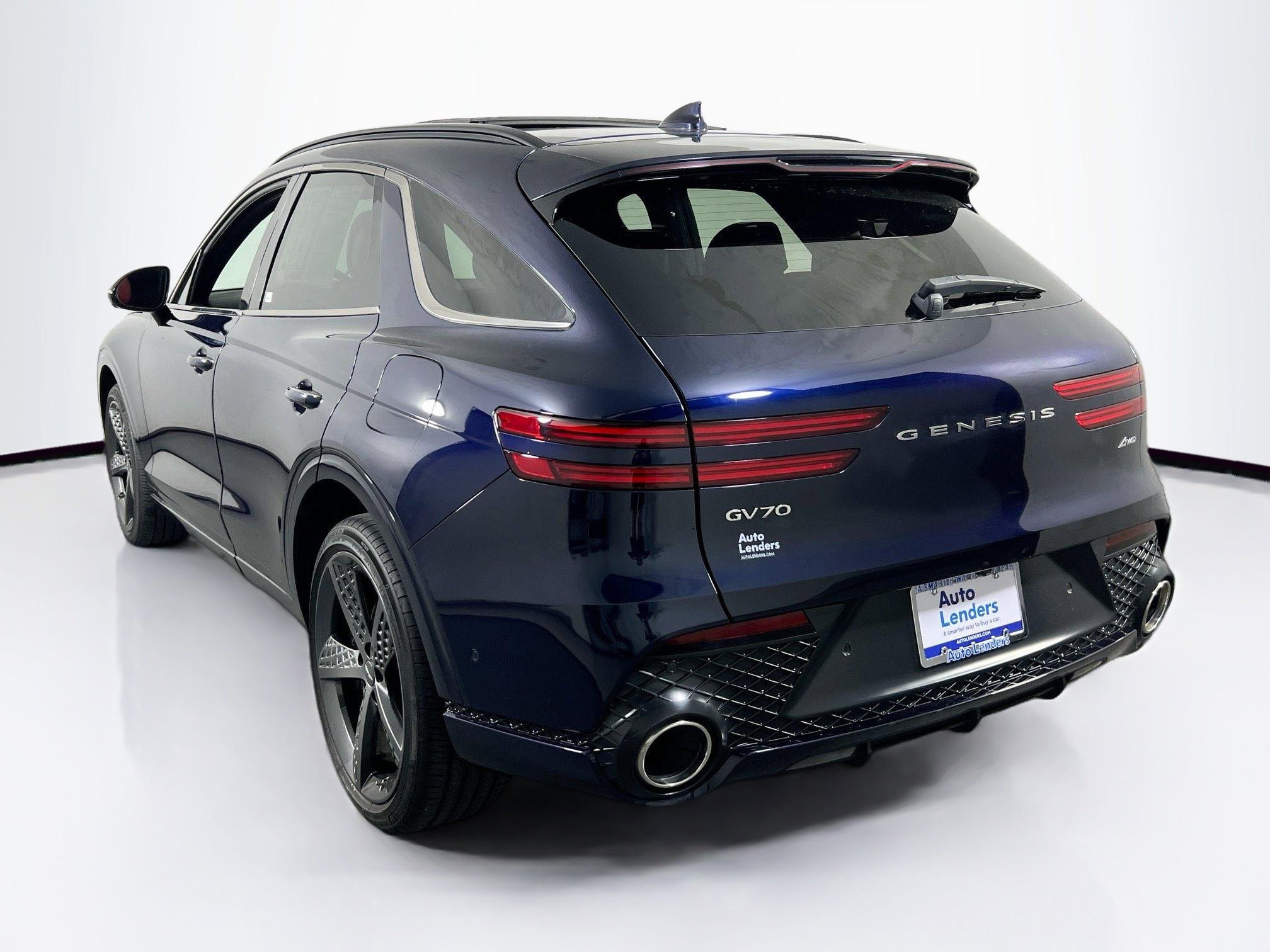 Used 2023 Genesis GV70 2.5T w/ Sport Prestige Package image 7