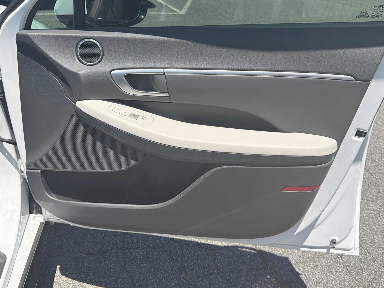 Used 2025 Hyundai Sonata SEL FWD image 15