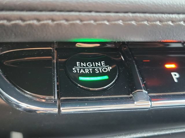 Used 2023 Lincoln Nautilus Reserve AWD/4WD image 18