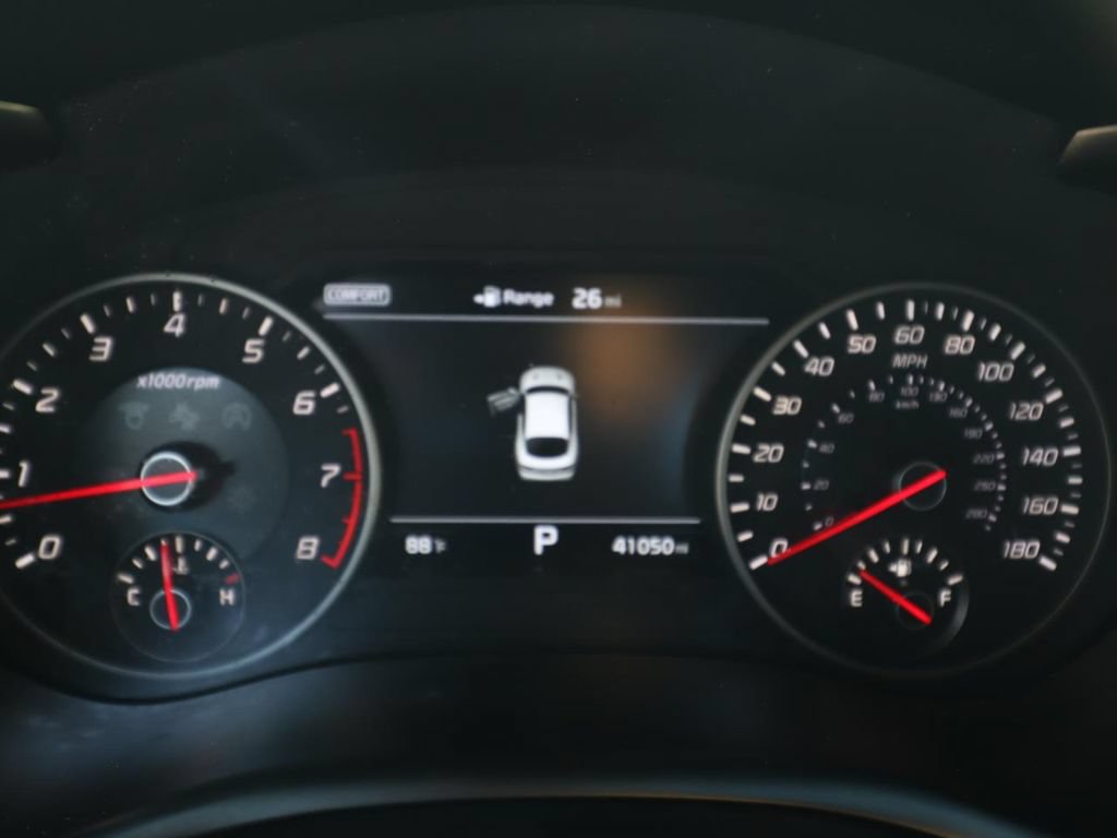 Used 2018 Kia Stinger GT2 AWD/4WD image 21