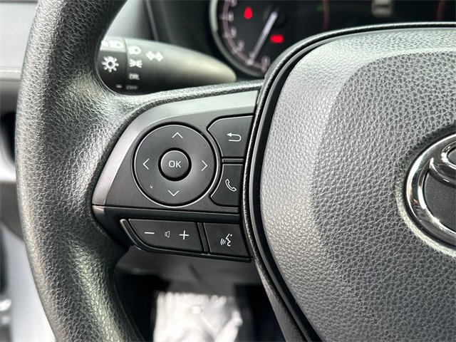 Certified 2025 Toyota RAV4 LE image 21