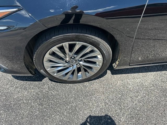 Used 2019 Lexus ES 300h FWD image 9