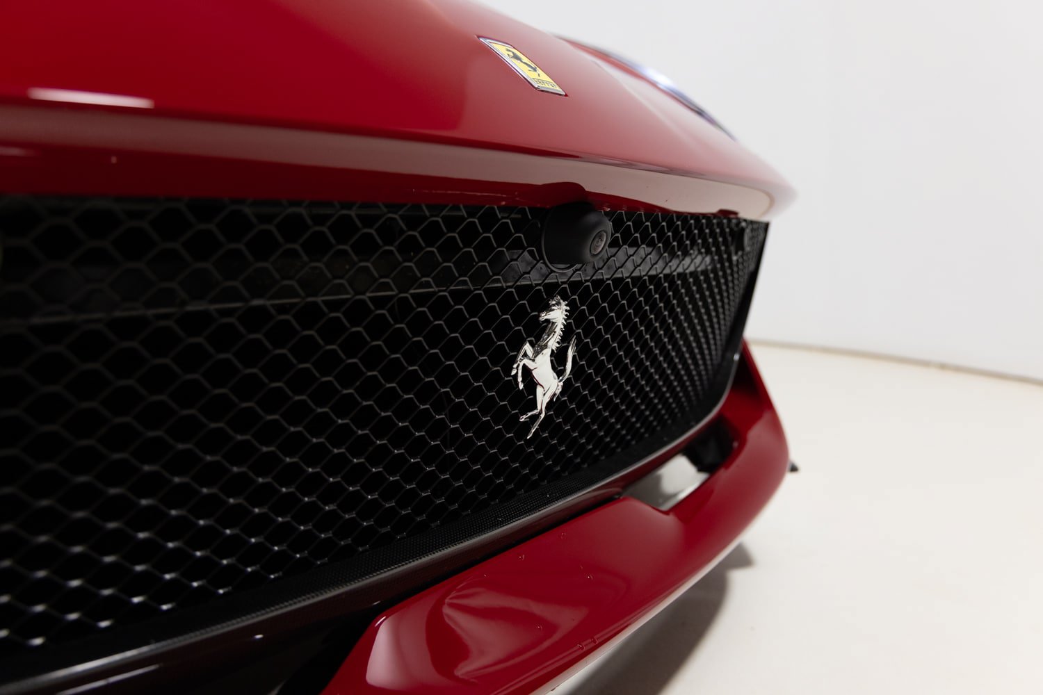 Used 2022 Ferrari 812 GTS RWD image 51