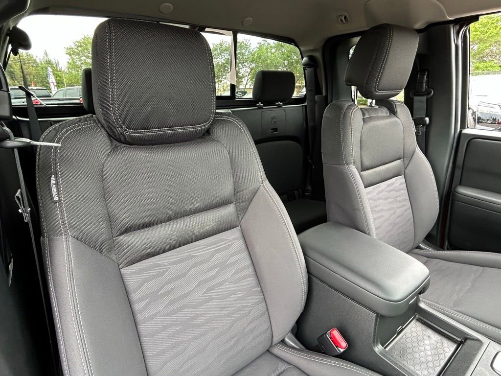 Certified 2024 Nissan Frontier SV w/ SV Convenience Package image 40