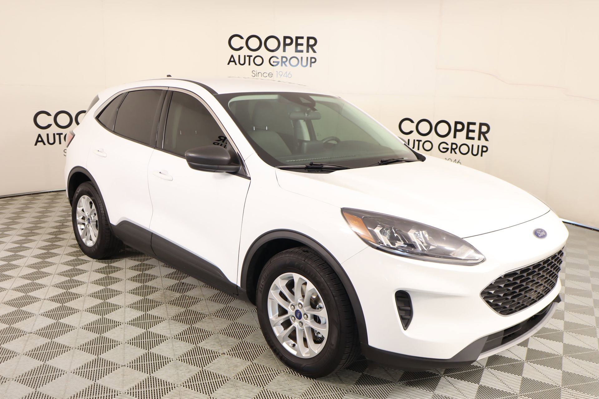 Used 2022 Ford Escape SE