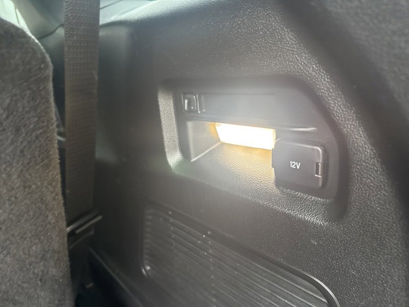 Used 2020 Ford Explorer XLT w/ Equipment Group 202A image 12