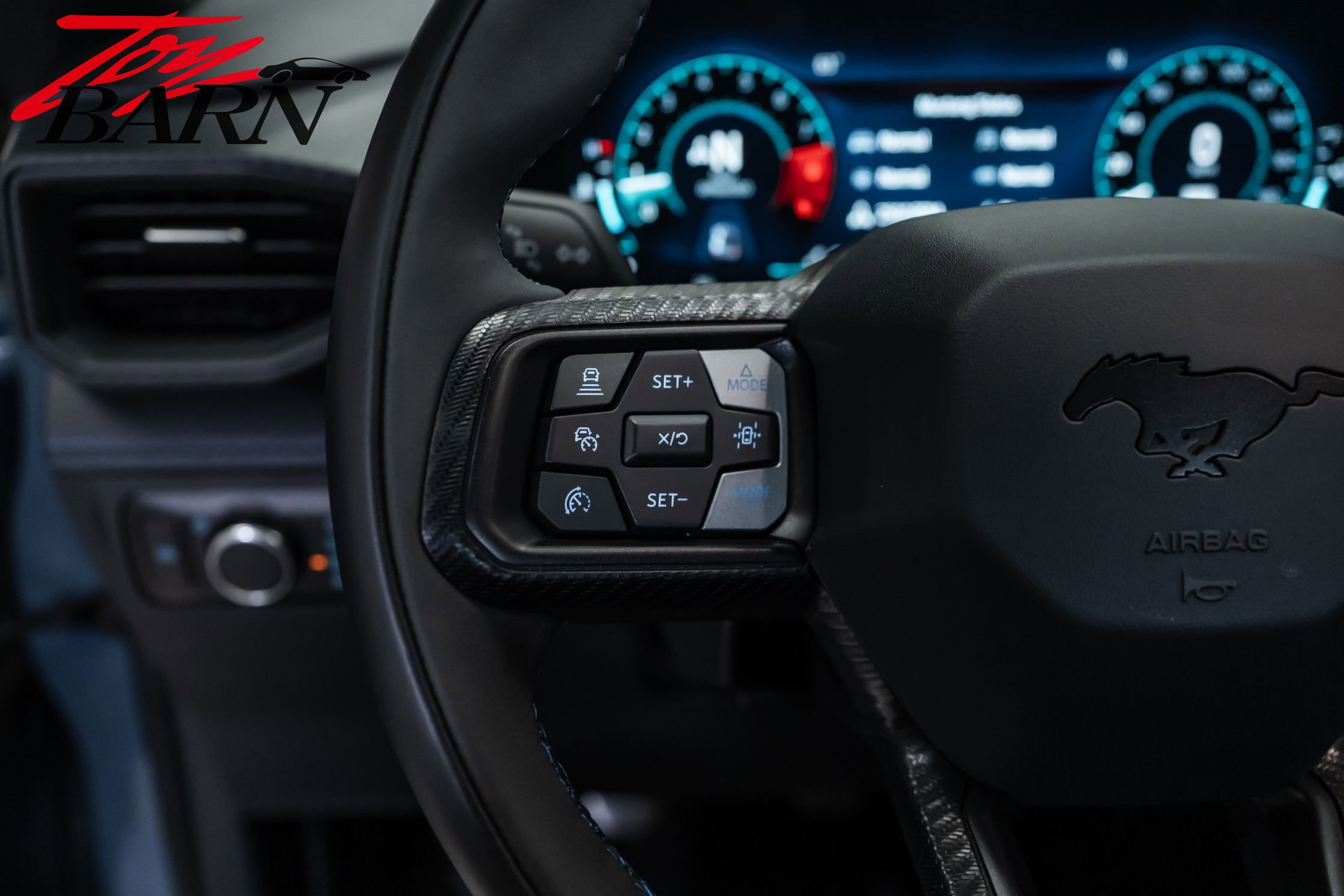 Used 2024 Ford Mustang Dark Horse image 30