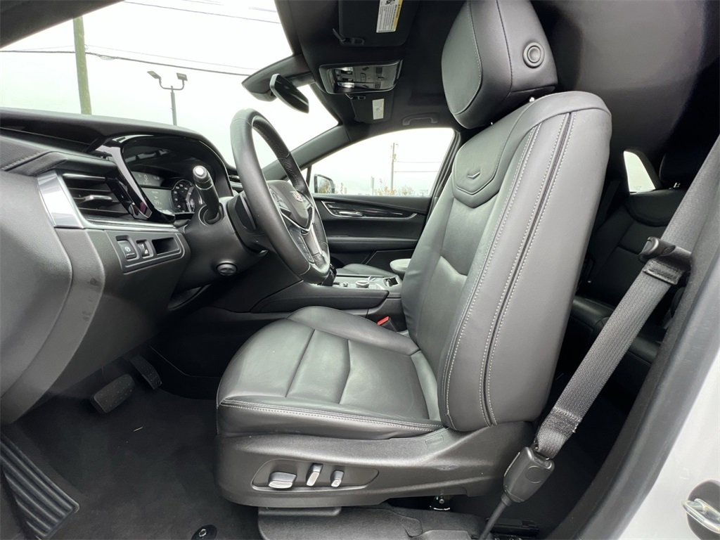 Used 2022 Cadillac XT5 Premium Luxury image 13