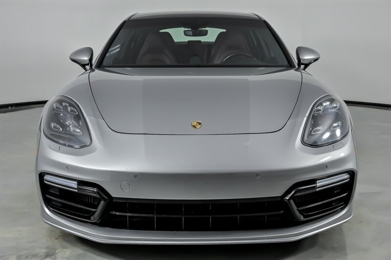 Used 2019 Porsche Panamera GTS AWD/4WD image 3