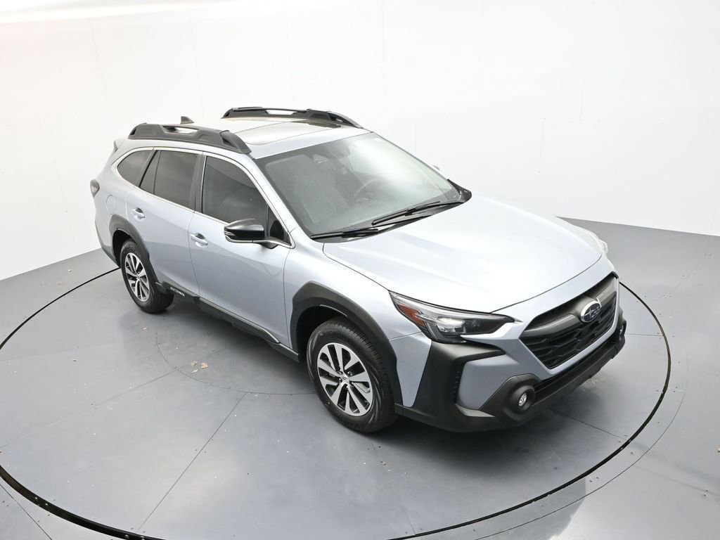 Used 2024 Subaru Outback Premium image 21