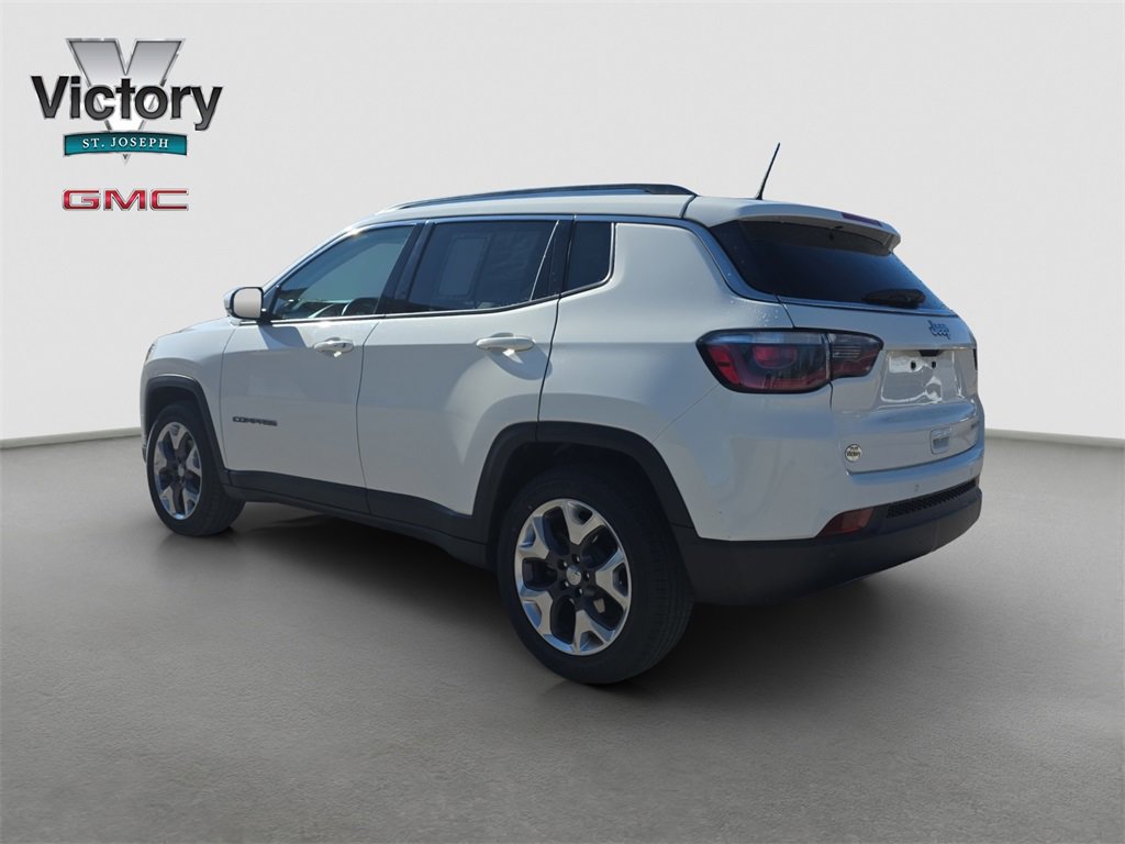 Used 2018 Jeep Compass Limited w/ Navigation Group image 19